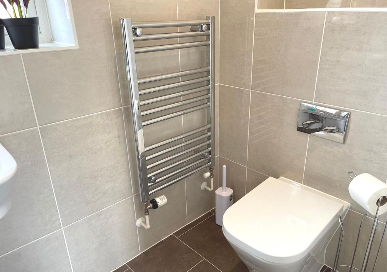 Ashford Holiday Home Sleeps 6 Free Parking Wifi Willesborough Zewnętrze zdjęcie
