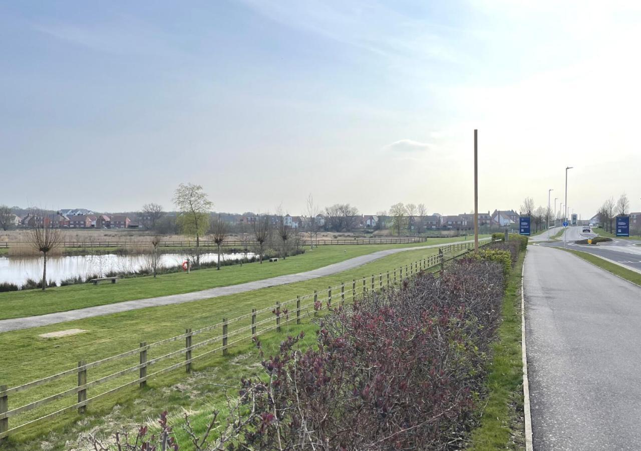 Ashford Holiday Home Sleeps 6 Free Parking Wifi Willesborough Zewnętrze zdjęcie